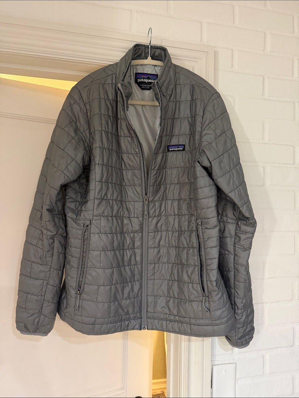 Patagonia nano puff jacket